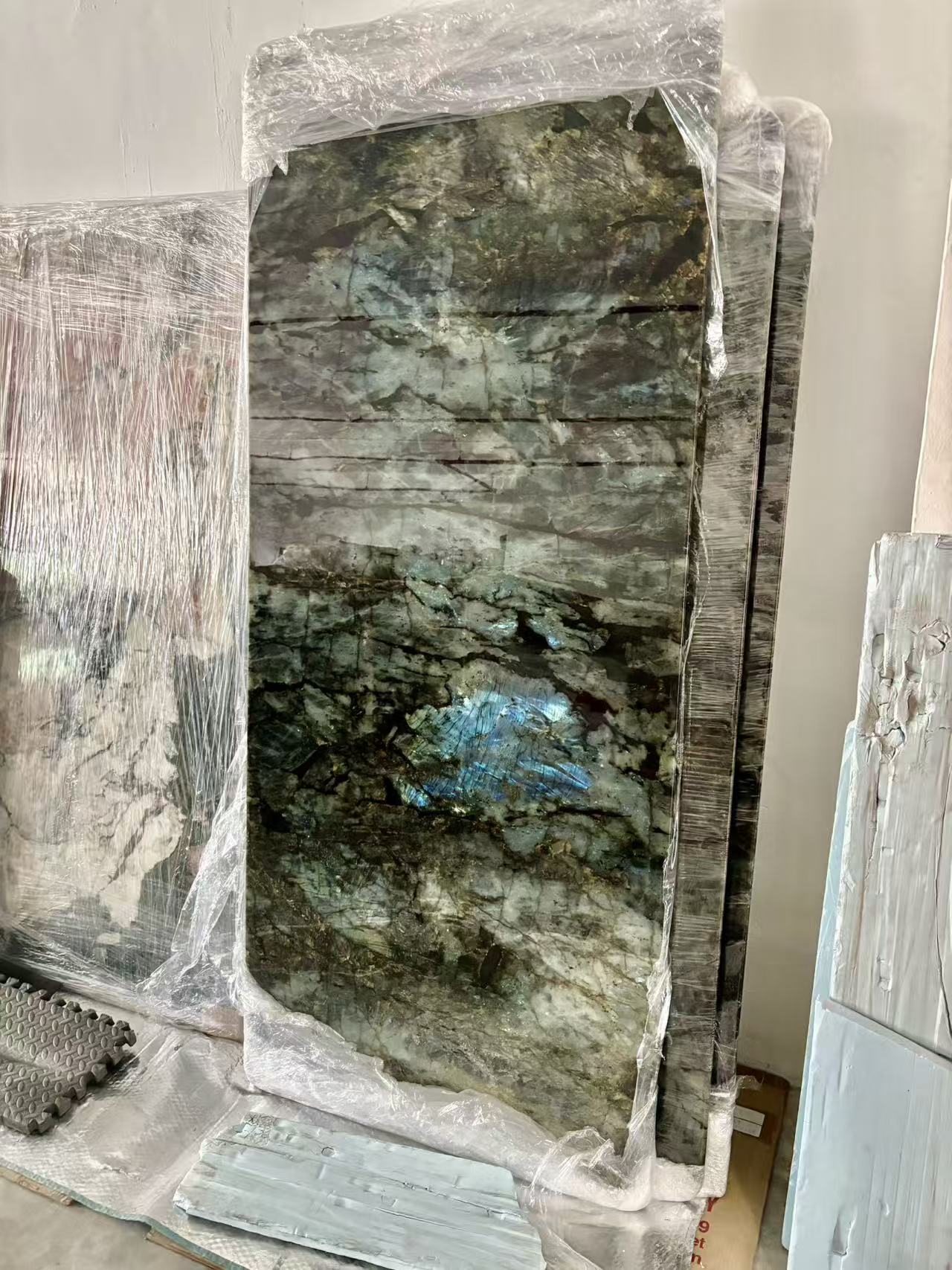 FINAL SALE! 2m Natural Brazilian Labradorite Marble "In Stock With Most Selections In Singapore" From Brazil Customization For Dining Coffee Side Table Feature Wall Granite Stone Real Marble - Blue Emerald App